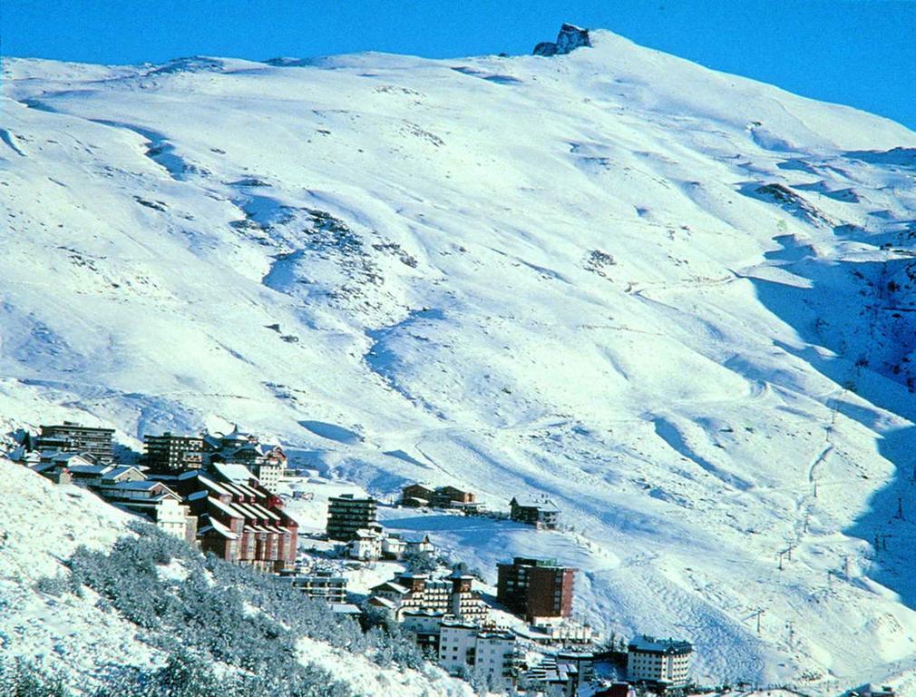 Apartamentos Alcazaba Asn Sierra Nevada Luaran gambar